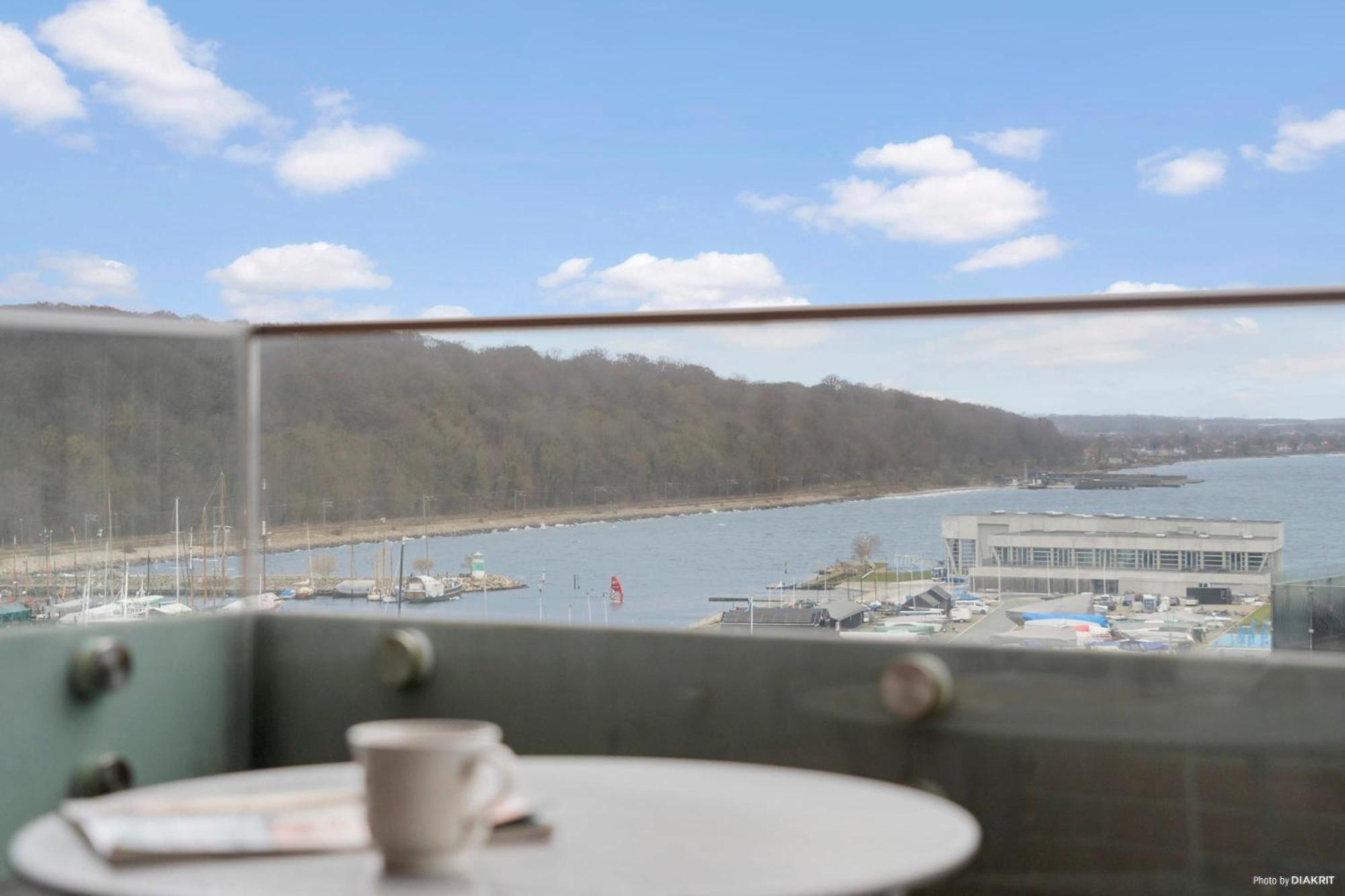 Seaside Apartment With Magical Balcony View Århus Extérieur photo